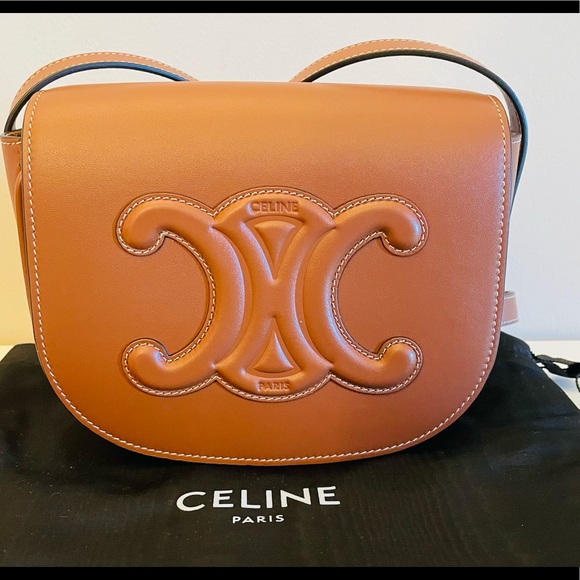 Celine Folco Cuir Triomphe In Smooth Calfskin Tan Bag - Picture 3 of 8
